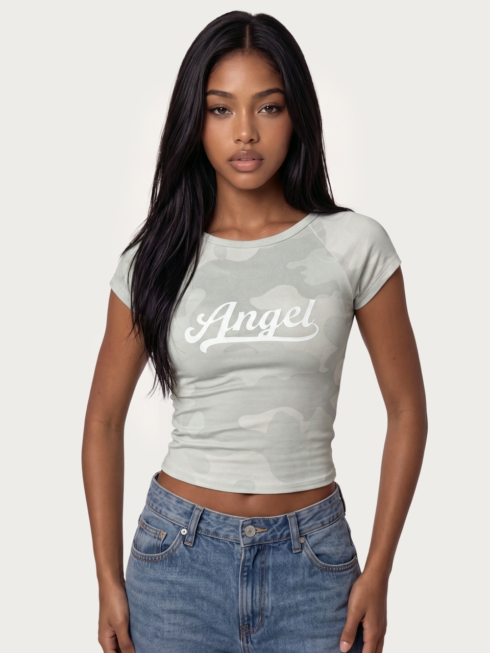 MISSGUIDED TEEN Angel Script Chest Print Camo Crop T-Shirt With Scoop Neck And Cap Sleeves Summer Festival Ready Slim Fit Tee