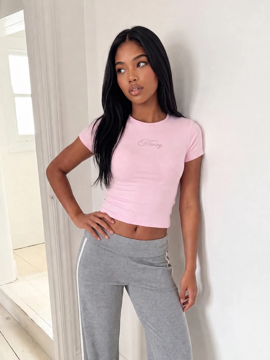 MISSGUIDED TEEN Rhinestone Honey Script Crew Neck Short Sleeve Crop T-Shirt Fitted Slim Fit Tee Summer Festival Y2K Style - Pink - View 1