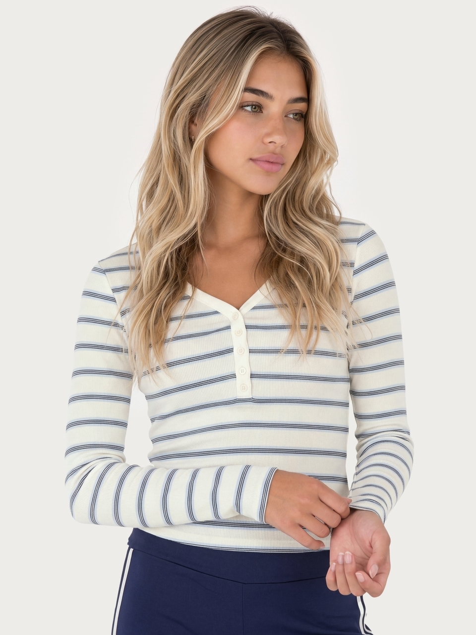 MISSGUIDED TEEN Striped Ribbed Knit Long Sleeve Henley Crop Top With V-Neck Button Placket Fitted Silhouette Fall Essential