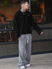 Devon Thys 男士休闲舒适标语印花T恤，秋季款 - 黑色 - 查看 6