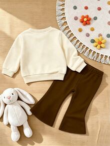 SHEIN Vintaside Kids 女嬰野花印花圓領衛衣與喇叭褲2件套可愛秋冬服飾 - 彩色 - 查看 3