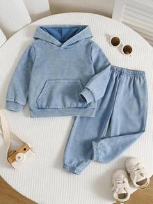 SHEIN 中性嬰兒男/女童、幼兒 2件組秋冬休閒時尚雪花藍連帽衛衣套裝，嬰兒運動服，冬季套裝，嬰兒服飾 - 藍色 - 查看 1