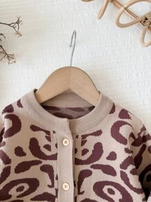 SHEIN Baby Girl Cute Leopard Print Long Sleeve Cardigan Sweater, Suitable For Autumn/Winter Family Matching First Birthday Photoshoot Light Beige Kawaii - Multicolor - View 4