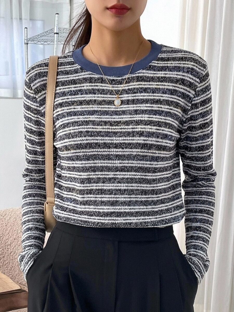 Dazy-Less Autumn Blue Striped Color Block Casual Commuter Streetwear Long Sleeve Women's T-Shirt - Black - View 1
