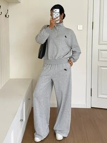 SHEIN EZwear Bộ áo nỉ và quần nỉ màu xám nhạt thêu chi tiết - Màu Xám nhạt - Xem 5