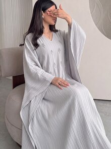 Al Najma 春夏秋灰色百褶紋理短袖V領寬鬆珍珠水鑽通勤時尚百搭優雅溫柔女款洋裝 - 淺灰紫 - 查看 10