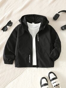 SHEIN 兒童小男孩休閒日常百搭舒適字母印花連帽寬鬆長袖輕量梭織秋季外套 - 黑色 - 查看 2