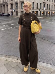 Struktiv 女款春夏休閒復古優雅拿破崙風收腰深棕色短袖連身褲，適合派對、日常通勤與日常穿著 - 棕色 - 查看 5