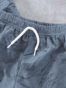 SHEIN Streecool Kids 2件組小男孩休閒純色T恤+短褲套裝，夏季幼兒男童服飾，適合日常穿著、上學、旅行、戶外玩耍、生日，藍色 - 藍色 - 查看 7