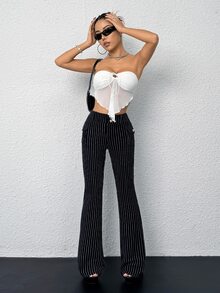 SHEIN ICON 黑白色低腰條紋修身喇叭褲，附帶口袋 - 黑與白 - 查看 5