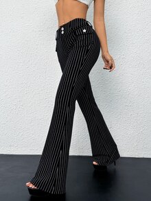 SHEIN ICON 黑白色低腰條紋修身喇叭褲，附帶口袋 - 黑與白 - 查看 1