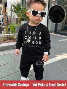 幼儿男童休闲时尚创意简约清爽口号图案印花连帽衫和运动裤套装，适合秋冬季 - 黑色 - 查看 1
