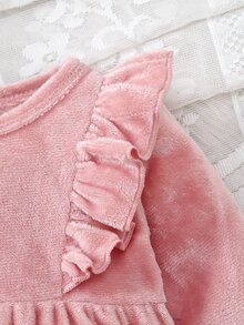 SHEIN 1件裝秋冬毛絨粉色可愛荷葉邊單面抓毛長袖長版連身居家服，適合女嬰 - 粉色 - 查看 5