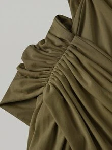 Skyraze 女款純色不對稱領褶皺優雅長洋裝 - 軍綠色 - 查看 4