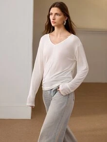 Anewsta Essential Autumn Valentine's Day Elegant Casual Minimalist V-Neck Women's Off-White Deep V-Sewn Wool Knitted Long-Sleeved Bottom Top Day Time Night - White - View 8