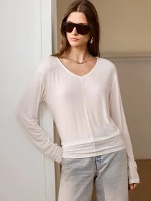 Anewsta Essential Autumn Valentine's Day Elegant Casual Minimalist V-Neck Women's Off-White Deep V-Sewn Wool Knitted Long-Sleeved Bottom Top Day Time Night - White - View 7