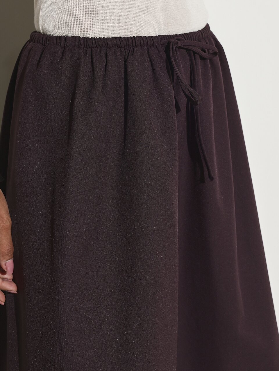 KSTM Gathered Full Skirt With Elastic Waist And Side Pockets Below Knee Length Flowy Midi Casual Summer Skirt
