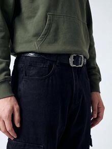 QuarKem Men Cotton Embroidery Flap Pockets Cargo Jeans - Black - View 5