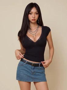黑色