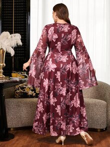 Reflora Plus Size Elegant Floral Print Faux Pearl Decor V-Neck Dress Fall - Multicolor - View 2