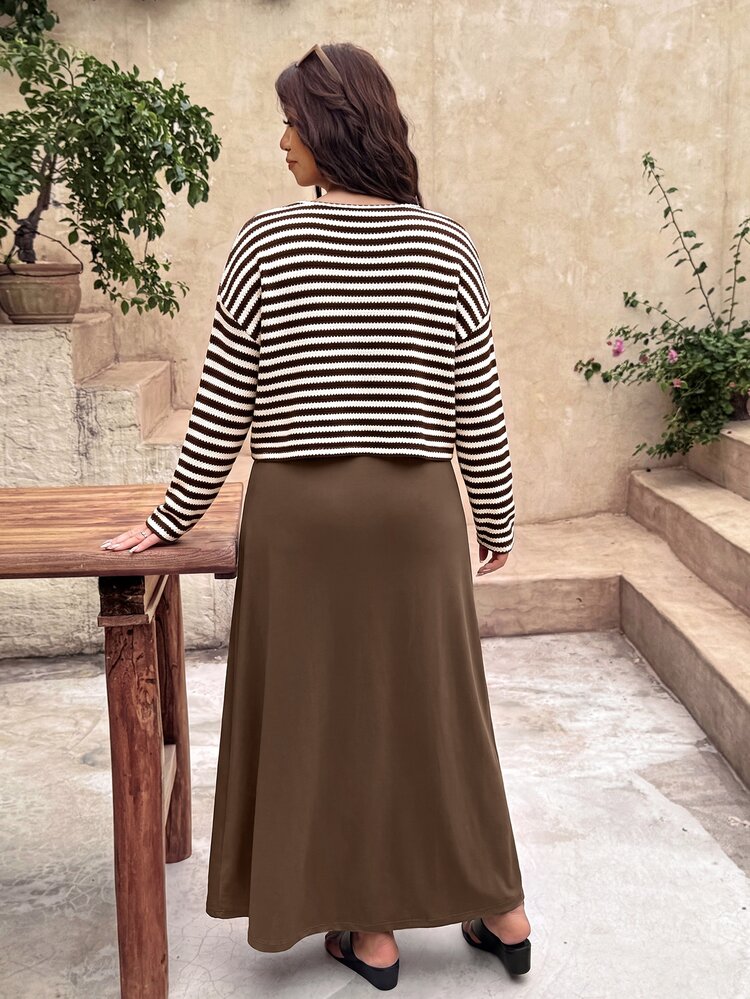 SHEIN Frenchy Plus-Size Women'S Two-Piece Autumn Set: Black And White Chocolate Brown Long-Sleeve Crew-Neck Top Paired With A Dress,Halloween Costume Dinner - Brown - View 3