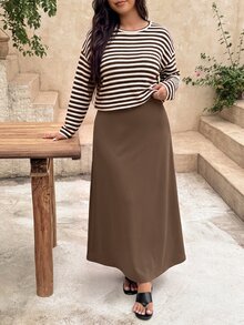 SHEIN Frenchy Plus-Size Women'S Two Pieces Autumn Set: Black White Chocolate Brown Long-Sleeve Crew-Neck Top With Dress,Thanksgiving Birthday Evening Formal Brunch - Brown - View 1