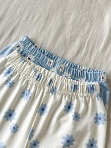 SHEIN Cream & Light Blue Ditsy Daisy Floral Ruffle Set, Baby Girl Viral Cottagecore Outfit, Flutter Sleeve Long Sleeve Top + Straight Leg Pants, Sweet Casual Style For Spring/Autumn, 0-3 Years - Blue - View 7