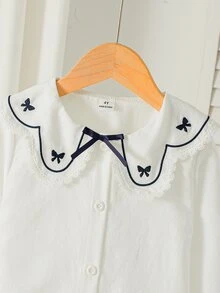 SHEIN Elladie kids 女童時尚甜美蕾絲刺繡領白色荷葉邊長袖襯衫，學院風百搭可愛蝴蝶結上衣，日常優雅休閒秋季款 - 白色 - 查看 6