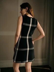 MOTF PREMIUM PLAID PATTERN SLEEVELESS FITTED SWEATER DRESS - Black and White - View 3