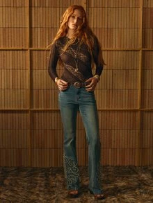 MOTF STUDIO ASYMMETRICAL LACE PATCHWORK LONG SLEEVE T-SHIRT - Coffee Brown - View 5