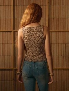 MOTF STUDIO WOMEN'S CHENILLE LACE ELASTIC FITTED TANK TOP - Coffee Brown - View 7