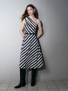 MOTF PREMIUM 26 SPRING/SUMMER WOMEN'S STRIPED PRINT ONE-SHOULDER DRESS WITH BELT - Black and White - View 4