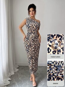Modelyn 性感豹紋不對稱領口金屬扣飾無袖抓皺修身天鵝絨長款派對洋裝女款 - 彩色 - 查看 7