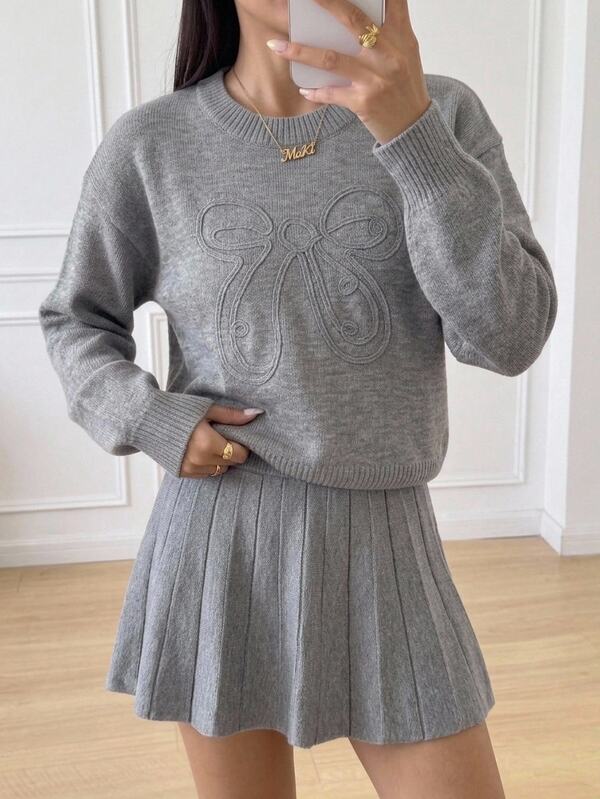 Girls (Older) Fashionable Cute Knit Set, Hand-Embroidered Bow Knit Sweater Top + Pleated Knit Skirt