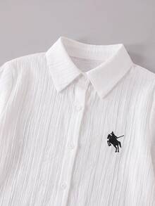 SHEIN 兒童青少年女孩休閒學院風寬鬆版型翻領精緻小Logo馬術賽車運動刺繡大尺寸長袖鈕扣開襟白色襯衫 女孩上衣 開學季高中校服襯衫 - 白色 - 查看 4