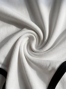 Comfortcana Set de 2 bodys de talla grande con ribete de color contrastante y manga corta - Blanco y Negro - Ver 7