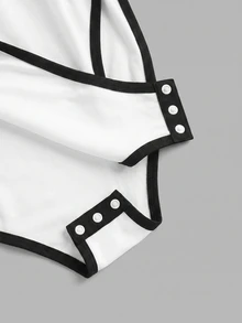 Comfortcana Set de 2 bodys de talla grande con ribete de color contrastante y manga corta - Blanco y Negro - Ver 10