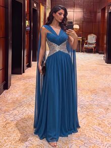 Glamrae Vestido largo elegante de moda romántica y lujo con hombros descubiertos, cuello de punto, volantes, tela plisada, patchwork, bordado de cuentas de lujo, estilo ajustado y línea A, adecuado para celebraciones de vacaciones, bodas, bailes, conciertos, banquetes de invitados de negocios, eventos de celebridades de internet, vestido de noche formal para mujer - Neblina azul - Ver 8