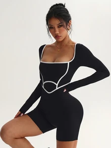 SHEIN Dewbera 女款無縫瑜伽運動拼接色長袖連身短褲 - 黑與白 - 查看 5