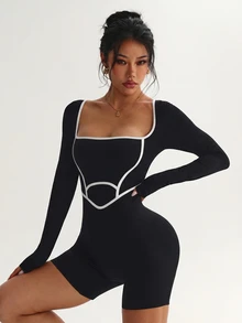 SHEIN Dewbera 女款無縫瑜伽運動拼接色長袖連身短褲 - 黑與白 - 查看 3
