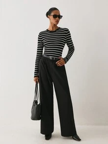 YARNWELL Atasan Rajut Slim Fit Bergaris Wanita Bahan Viscose Lembut, Pakaian Penting Sehari-hari untuk Aktivitas, Kerja & Perjalanan - Hitam dan Putih - View 2