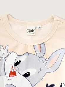 LOONEY TUNES X SHEIN 男嬰圓領卡通印花短袖上衣與短褲休閒日常居家睡衣套裝 - 杏色 - 查看 3