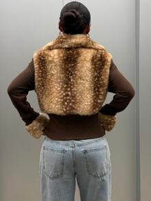 Muchica A Versatile Women's 2-In-1 Outdoor Winter Jacket That Perfectly Embodies The Y2K Aesthetic, Blending Faux Fur With A Fawn-Spotted Print Panel Design. - Multicolor - View 2