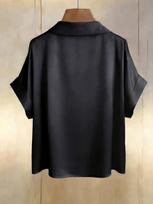 Franclia 女士香槟色缎面V领珍珠纽扣设计短袖衬衫，优雅适合春夏穿着 - 黑色 - 查看 6