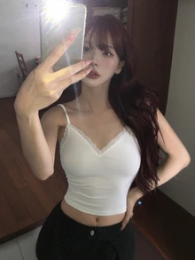 DAZY 女款純色修身蕾絲飾邊短版細肩帶背心，休閒度假日常穿著，春/秋季 - 白色 - 查看 9