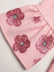 SHEIN Tween女孩休閒日常百搭舒適修身細肩帶洋裝，休閒優雅復古蕾絲公主裙，適合正式場合、旅行、度假、外出，適用任何場合，姊妹裝、親子套裝，可愛女孩洋裝，Tween女孩洋裝，女孩洋裝，秋冬/四季皆宜 - 粉色 - 查看 7