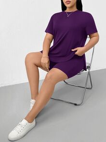 SHEIN Essnce 大尺碼休閒黑色T恤與緊身短褲套裝 夏季機場穿搭 - 紫色 - 查看 7