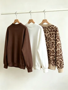 1pc Random Teen Girls All-Over Print Crew Neck Japanese Sweatshirt, Autumn/Winter Style, Randomly Sh - Multicolor - View 2