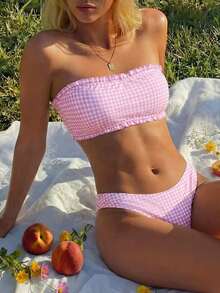 Swim Mod Set bikini a fascia con volant e lacci in rosa a quadri, adatto per festival musicali, Coachella, spiaggia, vacanze, discoteca, feste. Decorazione a volant rosa a quadri per ragazze alla moda. Set bikini a 2 pezzi in seersucker rosa per vacanze, set bikini da donna, bikini a quadri rosa - Rosa - Visualizzare 6