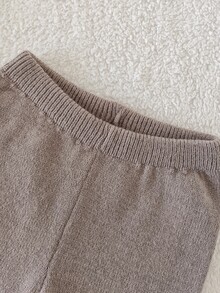 SHEIN Little Boys Camel Bear Jacquard Knit Sweater & Pants Two Piece Set, Raglan Long Sleeve Fall Winter Outfit, Soft Christmas Halloween Daily Wear - Camel - View 6